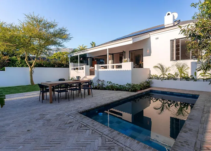 Boutique Coastal Retreat